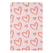 イニシャルモノグラム – ピンク&赤いハート ミニクリップボード (裏面)