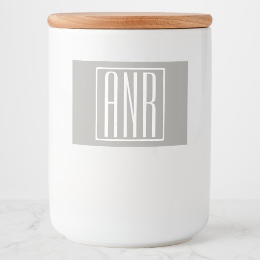 イニシャルモノグラム |薄い灰色の白 フードラベル (正面)