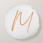 イニシャルレターモノグラムモダンスタイルオレンジホワイト ラウンドクッション (裏面)