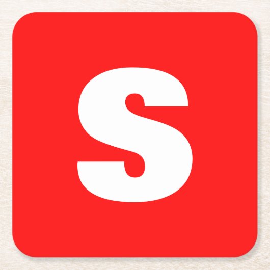 イニシャルレターモノグラムモダンスタイル赤白 スクエアペーパーコースター (正面)