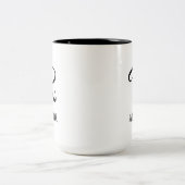 イニシャルレターモノグラムロゴイエローコーヒーマグ ツートーンマグカップ (中央)