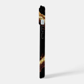 ✨イニシャルレター ドラゴン装飾円形フレーム✨ iPhone 15ケース (左側面)