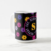 イニシャル付きブラックピックボールのネオン コーヒーマグカップ (正面左)