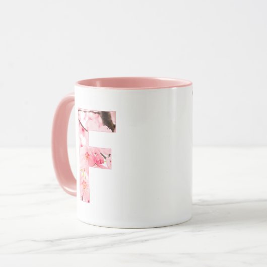 イニシャル入りフラワーモチーフ マグカップ｜お名前やポジティブな言葉をカスタマイズ マグカップ (正面左)
