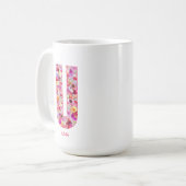 イニシャル入り フラワーレター U モノグラム コーヒーマグカップ (正面左)