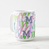 イニシャル コンフェッティ "M" コーヒーマグカップ (正面左)