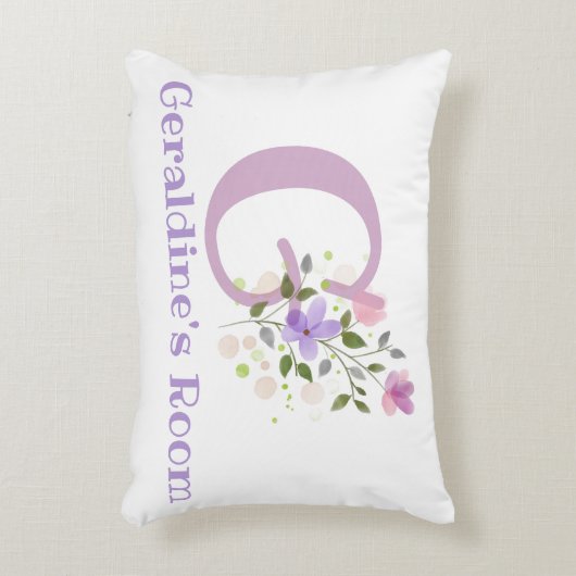 イニシャル&名前とフローラデザインアクセント枕 アクセントクッション (正面(垂直))