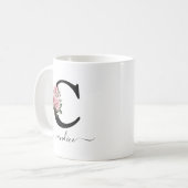イニシャル C ピンクのバラ 花 モノグラム 名前 コーヒーマグカップ (正面左)