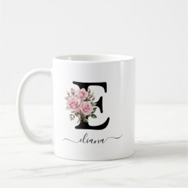 イニシャル E ピンクのバラ 花のモノグラム 名前 コーヒーマグカップ