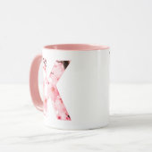 イニシャル「K」のフラワーモチーフ マグカップ｜お名前やポジティブな言葉をカスタマイズ マグカップ (正面左)