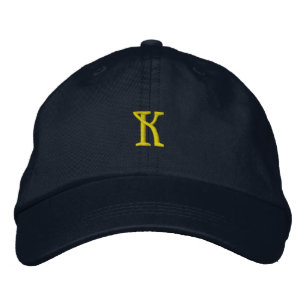 イニシャル「K」デザイナーキャップ 刺繍入りキャップ
