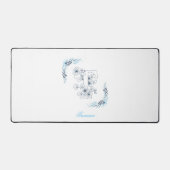 イニシャル"T"ブルーモノグラムカムフローラ デスクマット (正面)