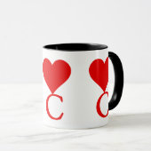 イニシャルCと大きな赤いハート マグカップ (正面右)