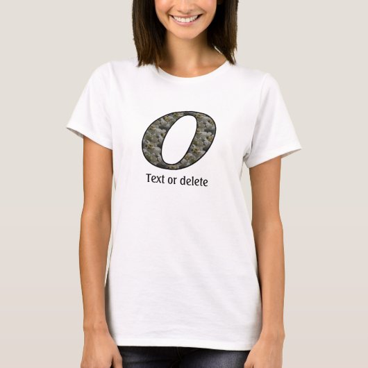 イニシャルOのモノグラムとアジサイの花のデザイン Tシャツ (正面)