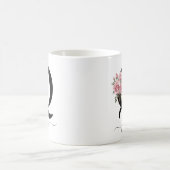 イニシャルQ モノグラム フラワー ピンク ローズ マグ (中央)