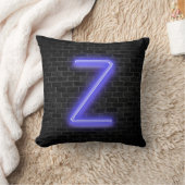 イニシャルZネオンマーキーオンブリック クッション (ブランケット)
