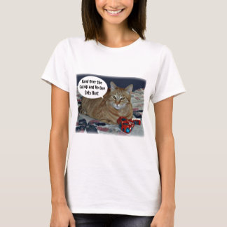 イヌハッカを引き渡せば誰も傷つきません Tシャツ