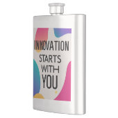 イノベーションはユーザーから開始 フラスク (左)