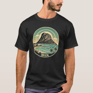 イビサスペインロックオブエスヴェドラトラベルアートバッジ Tシャツ