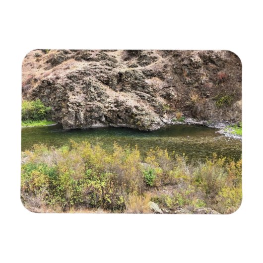 イマナ川、または マグネット (横)