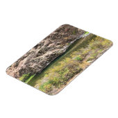 イマナ川、または マグネット (左側)