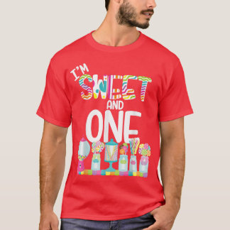 イムスウィートワンキャンディテーマ誕生日棒つきキャンデーグ Tシャツ