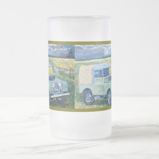 イメージによって曇らされるビールTankardを繰り返して下さい フロストグラスビールジョッキ (中央)