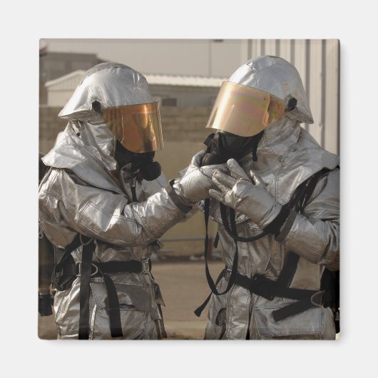 イラクの消防士 マグネット (正面)