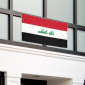 イラク国旗 横断幕 (ビルの外側)