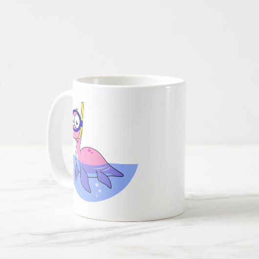 イラストレーションのシュノーケリングのローチネスのモンスター。 コーヒーマグカップ (正面左)
