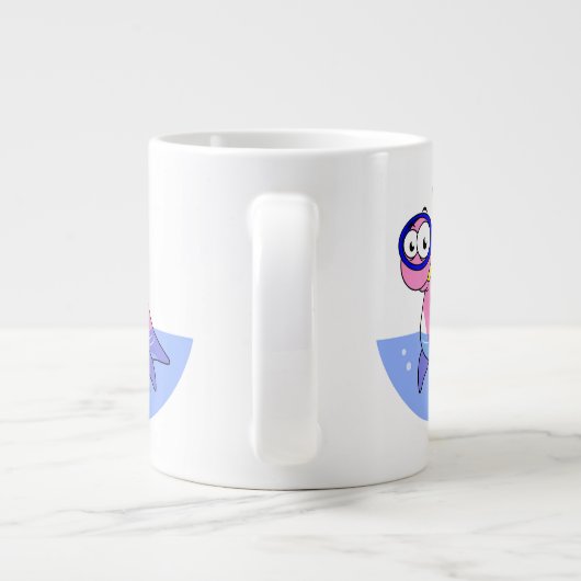 イラストレーションのシュノーケリングのローチネスのモンスター。 ジャンボコーヒーマグカップ (裏面)