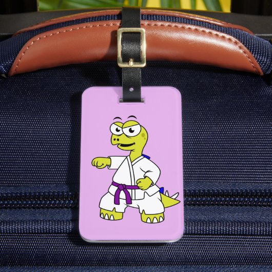 イラストレーションのステゴサウルス練習空手。 ラゲッジタグ (正面インサイチュ2)