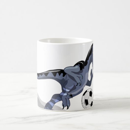 イラストレーションはラプター恐竜遊のサッカー。 コーヒーマグカップ (中央)