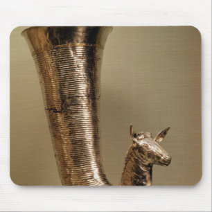 イランからのibexの形のRhyton、 マウスパッド