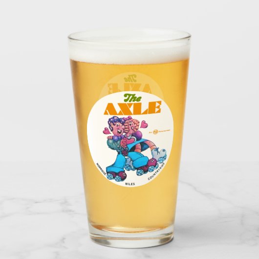 イリノイ州のアクスルローラスケートで滑るリンク。 タンブラーグラス (ドリンク正面)