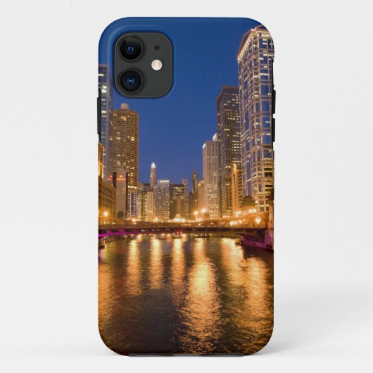 イリノイ州シカゴのスカイラインとシカゴ川の Case-Mate iPhoneケース (裏面)