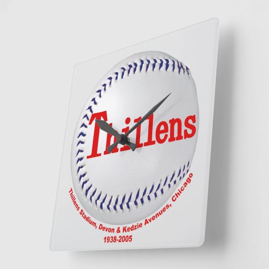 イリノイ州シカゴのティレンズスタジアム スクエア壁時計 (傾斜)