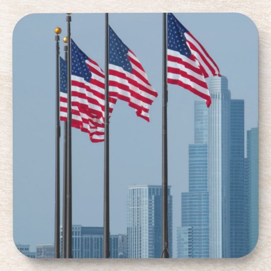 イリノイ州シカゴ。ネイビーピアに翻るアメリカ国旗 コースター (正面)