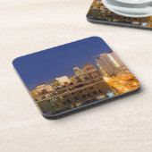 イリノイ州シカゴ、西ループからのスカイラインショット コースター (左側)