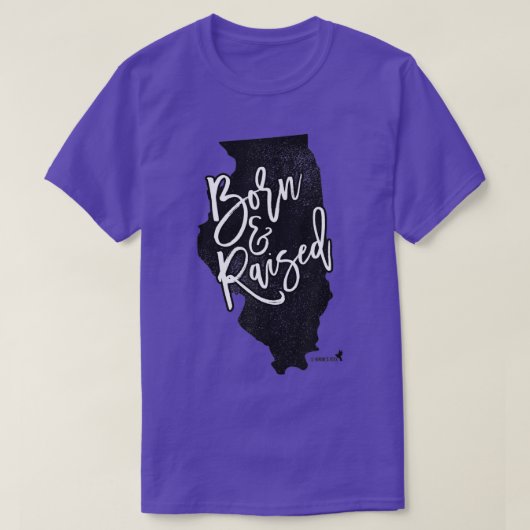 イリノイ州生まれと浮き出し Tシャツ (デザイン正面)