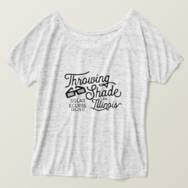 イリノイ日食に日陰を投げ太陽のる Tシャツ