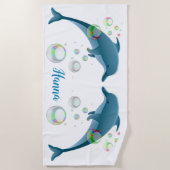 イルカおよび泡 ビーチタオル (正面)