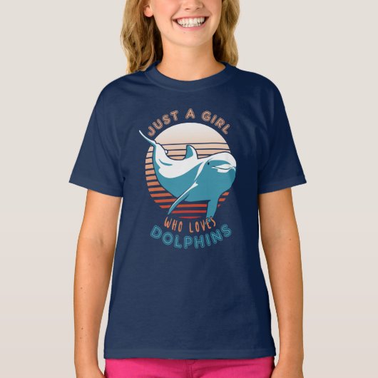 イルカが大好きな女の子 Tシャツ (正面)