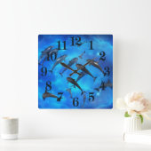 イルカが泳いでいる海 スクエア壁時計 (ホーム)