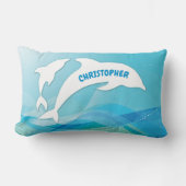 イルカが海に飛び込パーソナライズされたむ ランバークッション (正面)