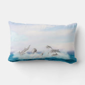 イルカが舞い上がる ランバークッション (裏面)