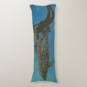 イルカと一緒に泳ぐバブレス太平洋ピロー ボディピロー (正面縦)