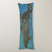 イルカと一緒に泳ぐバブレス太平洋ピロー ボディピロー (裏面 (縦))