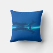 イルカと反射 クッション (裏面)