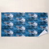 イルカのはねかけること ビーチタオル (正面)